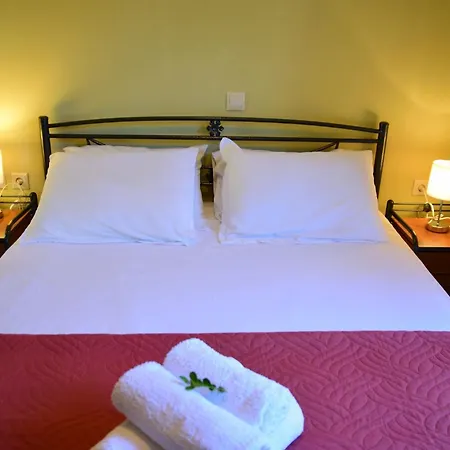 Angelos 2 Karavomylos